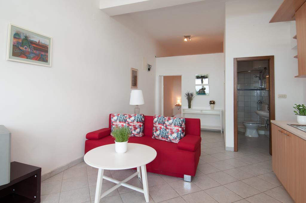 Apartments Daniel Опатия Стая снимка