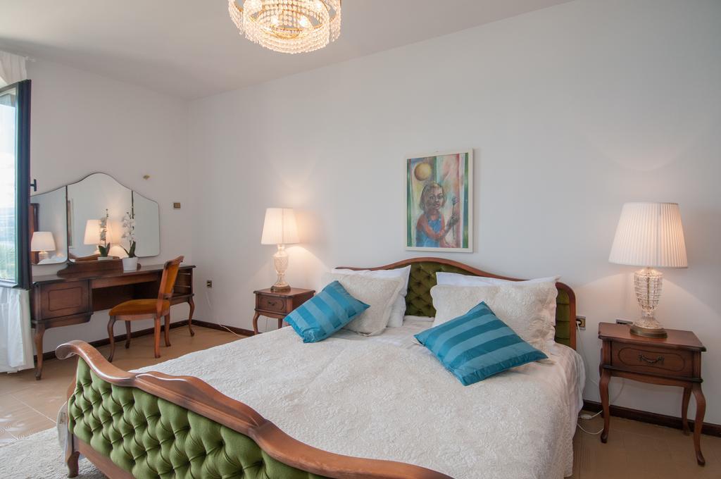 Apartments Daniel Опатия Стая снимка