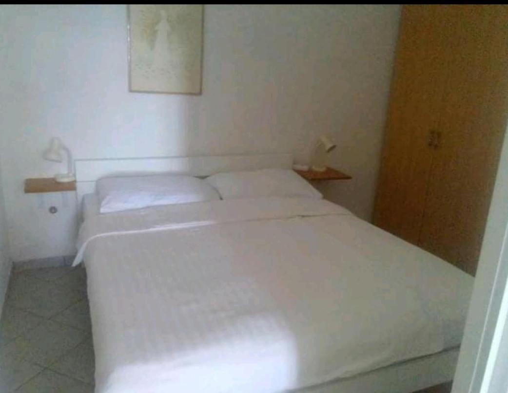 Apartments Daniel Опатия Стая снимка